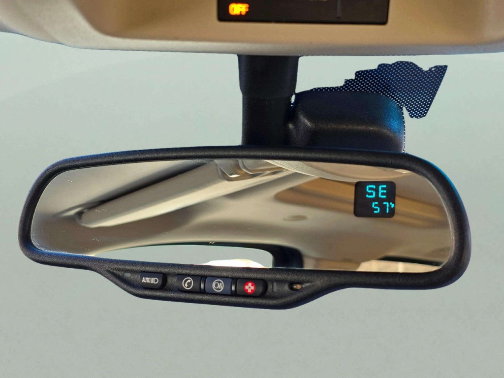 2007 Cadillac Escalade Image 18