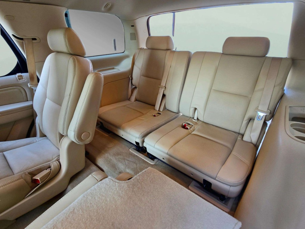 2007 Cadillac Escalade Image 25