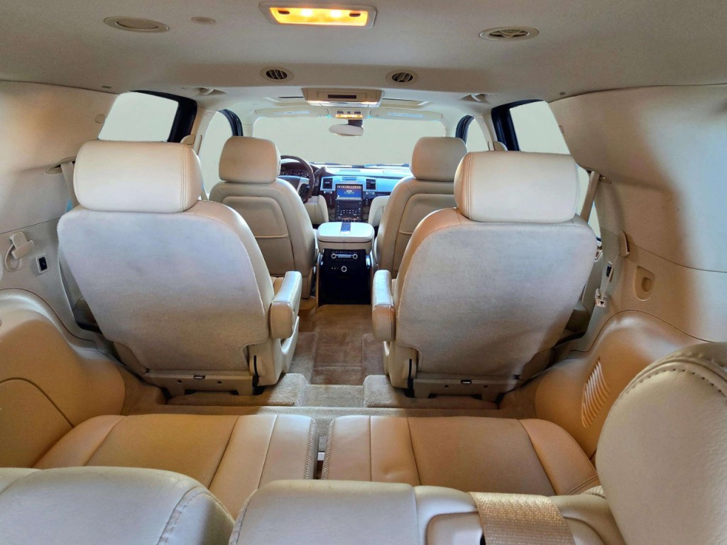 2007 Cadillac Escalade Image 28