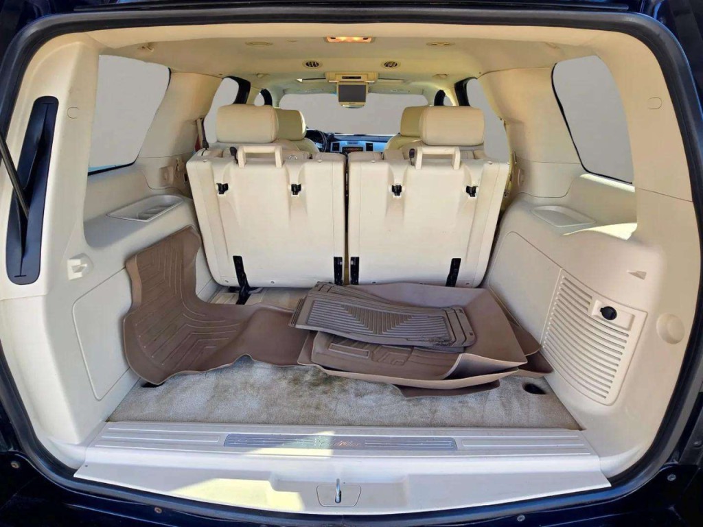 2007 Cadillac Escalade Image 30