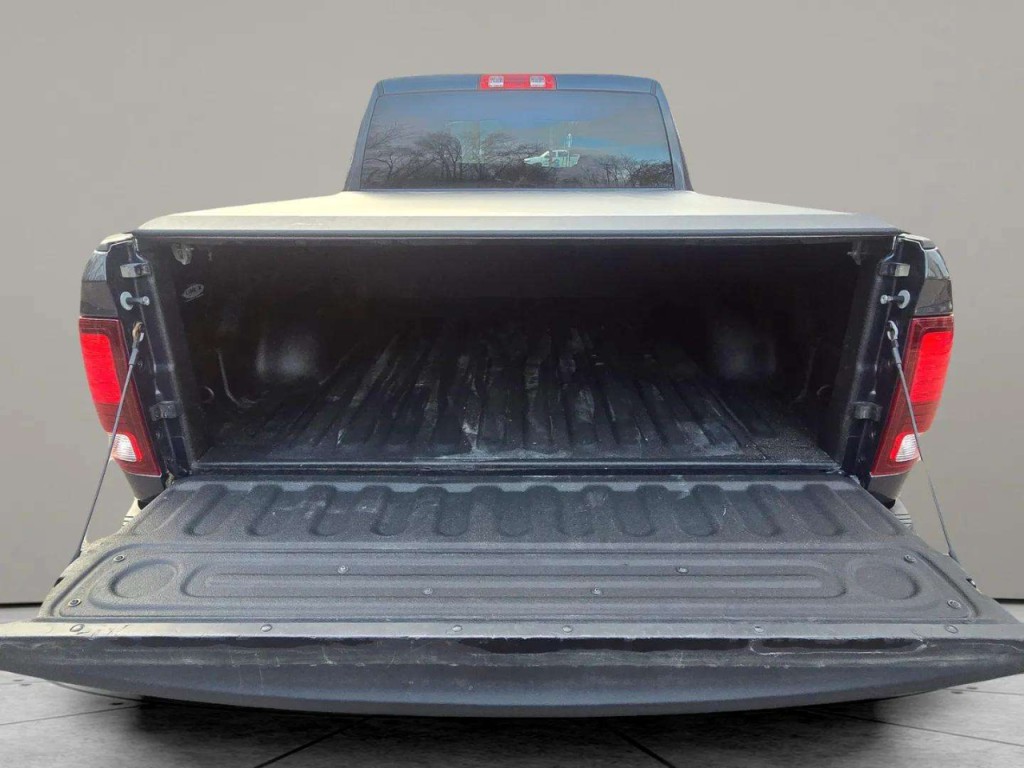 2021 RAM 1500 Image 21