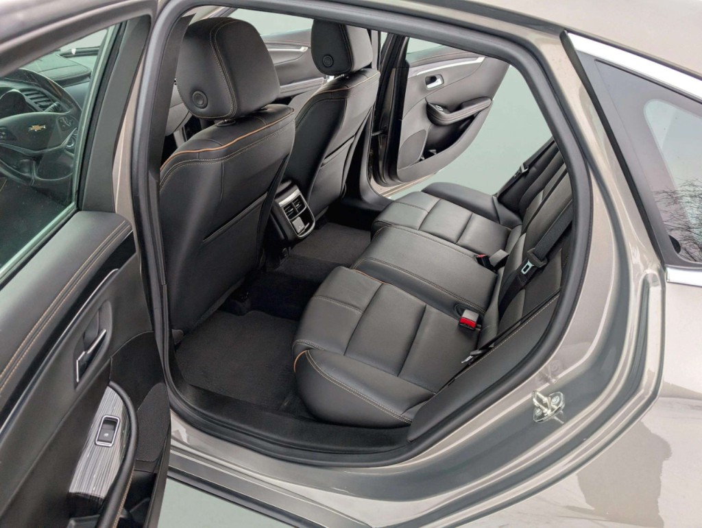 2019 Chevrolet Impala Image 14