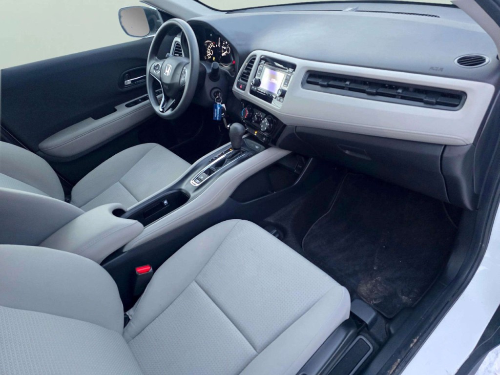 2022 Honda HR-V Image 17