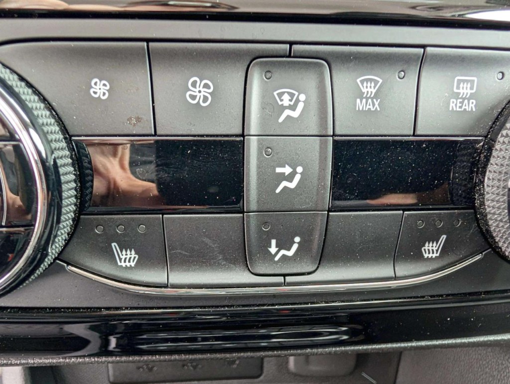 2023 Buick Enclave Image 12