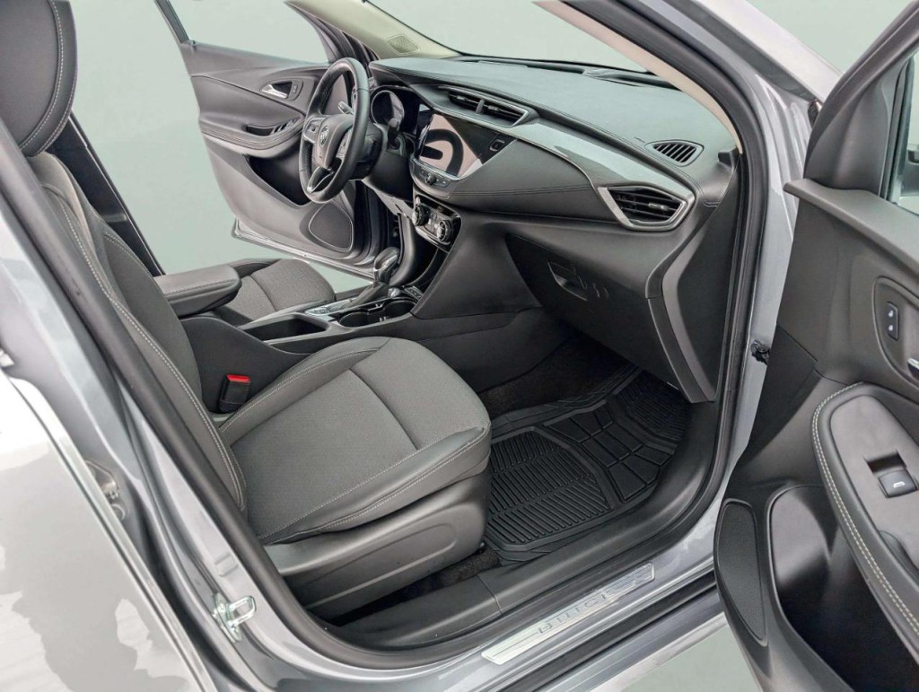 2023 Buick Enclave Image 15