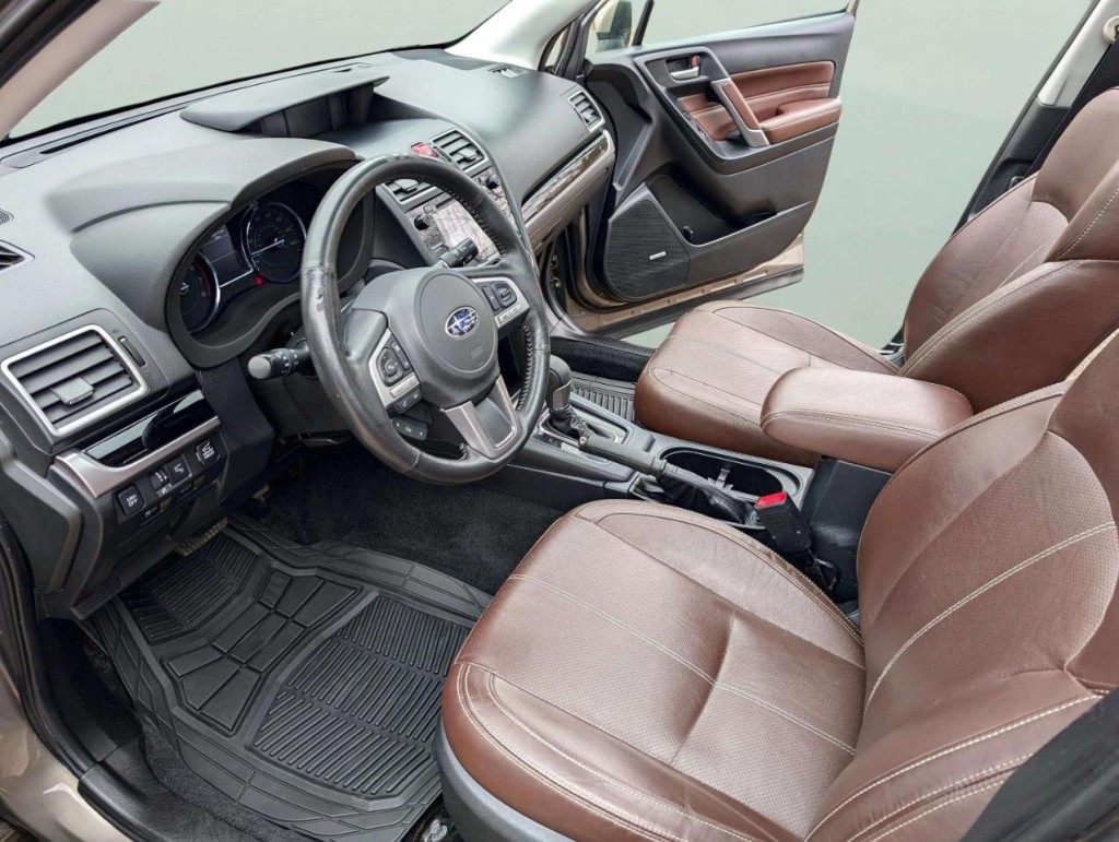 2018 Subaru Forester Image 9