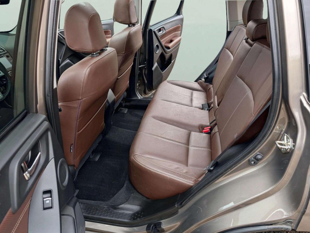 2018 Subaru Forester Image 17