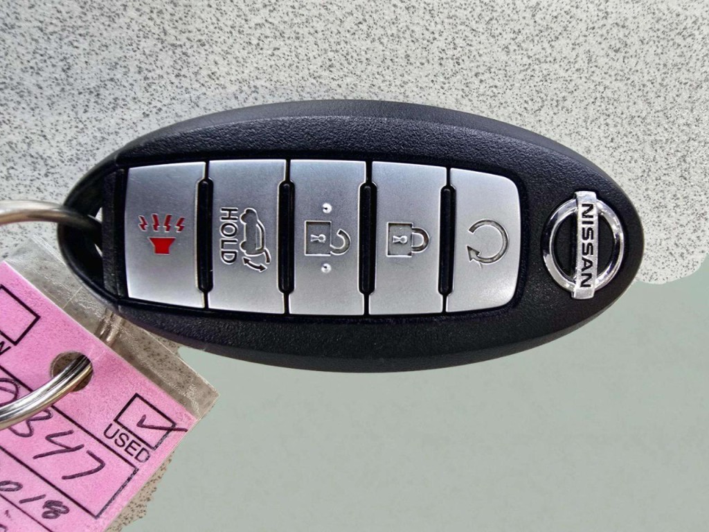 2018 Nissan Rogue Image 26