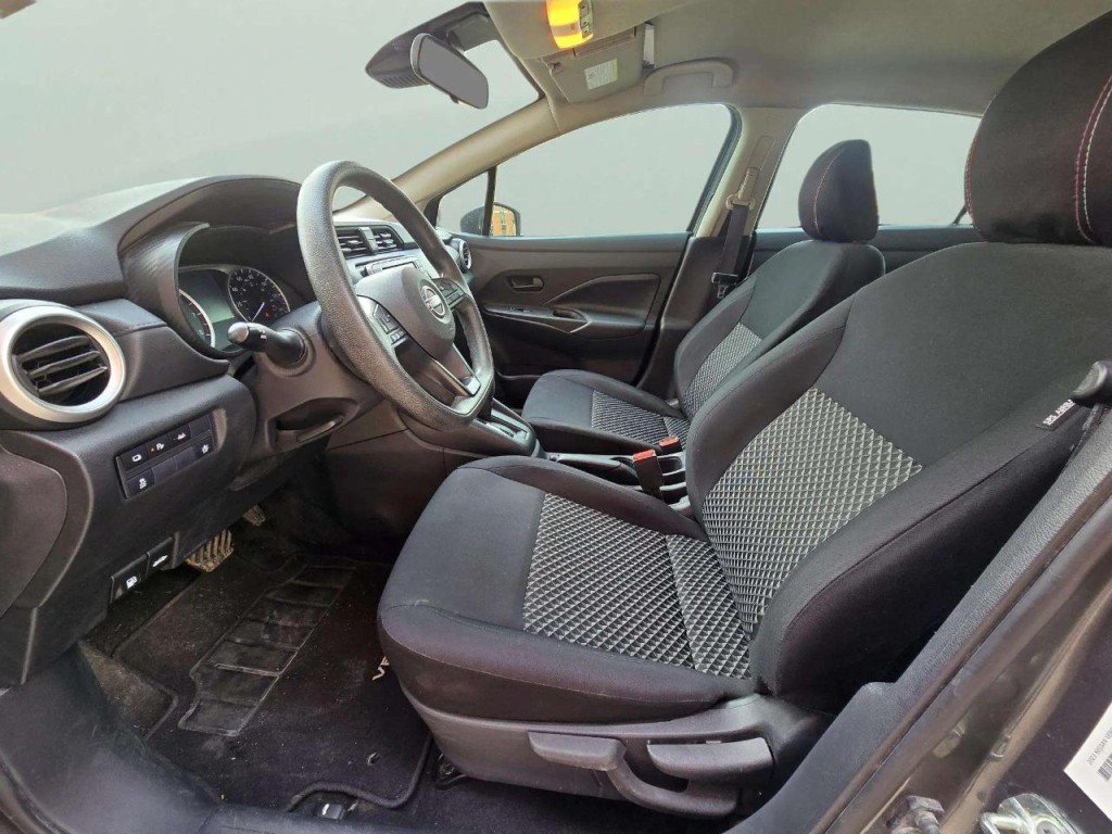 2023 Nissan Versa Image 11