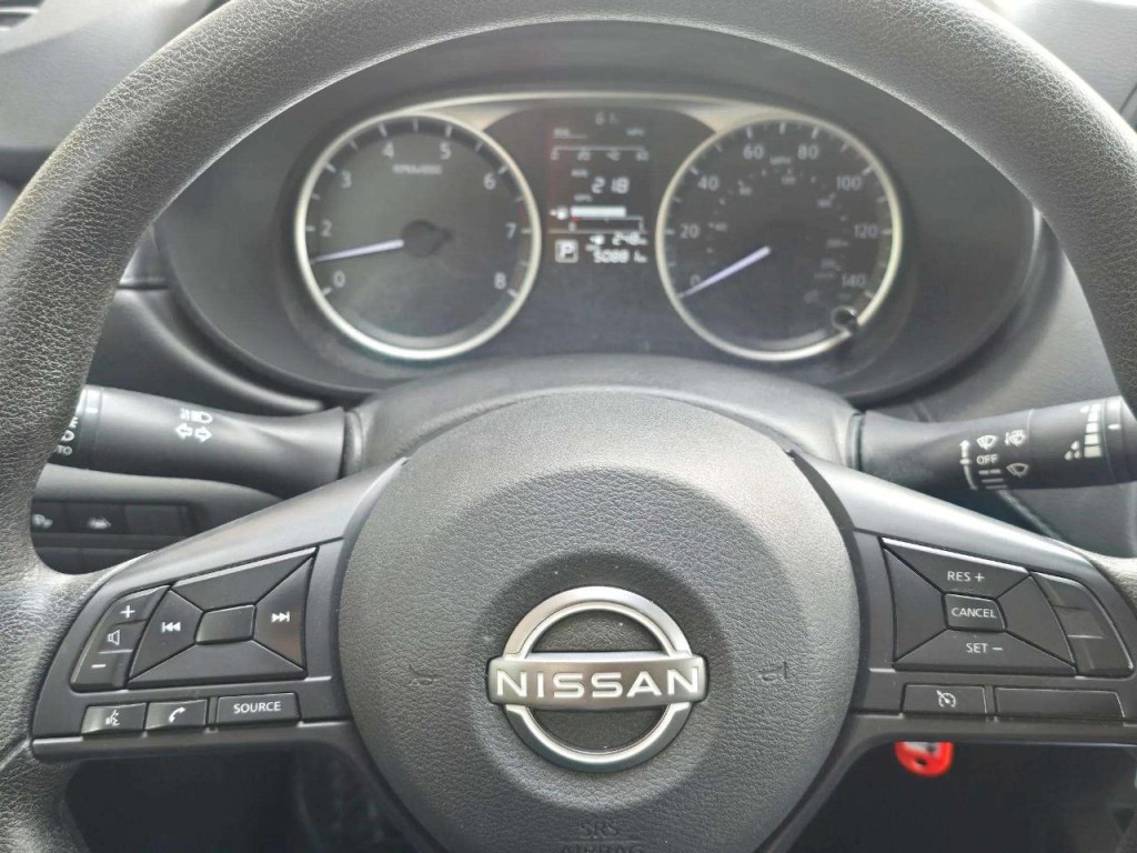 2023 Nissan Versa Image 14
