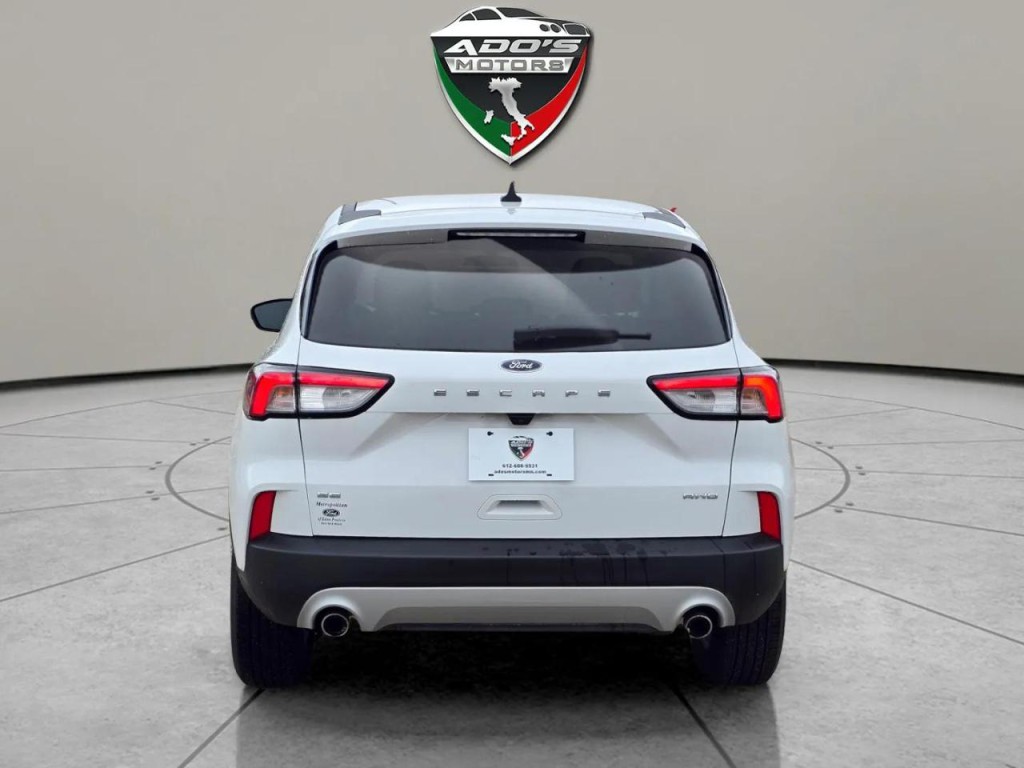 2021 Ford Escape Image 4