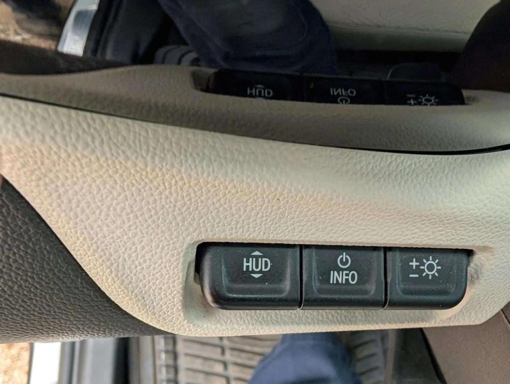 2022 Buick Enclave Image 14