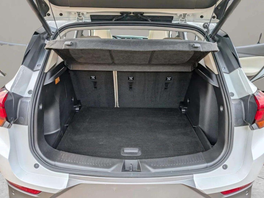 2022 Buick Enclave Image 27