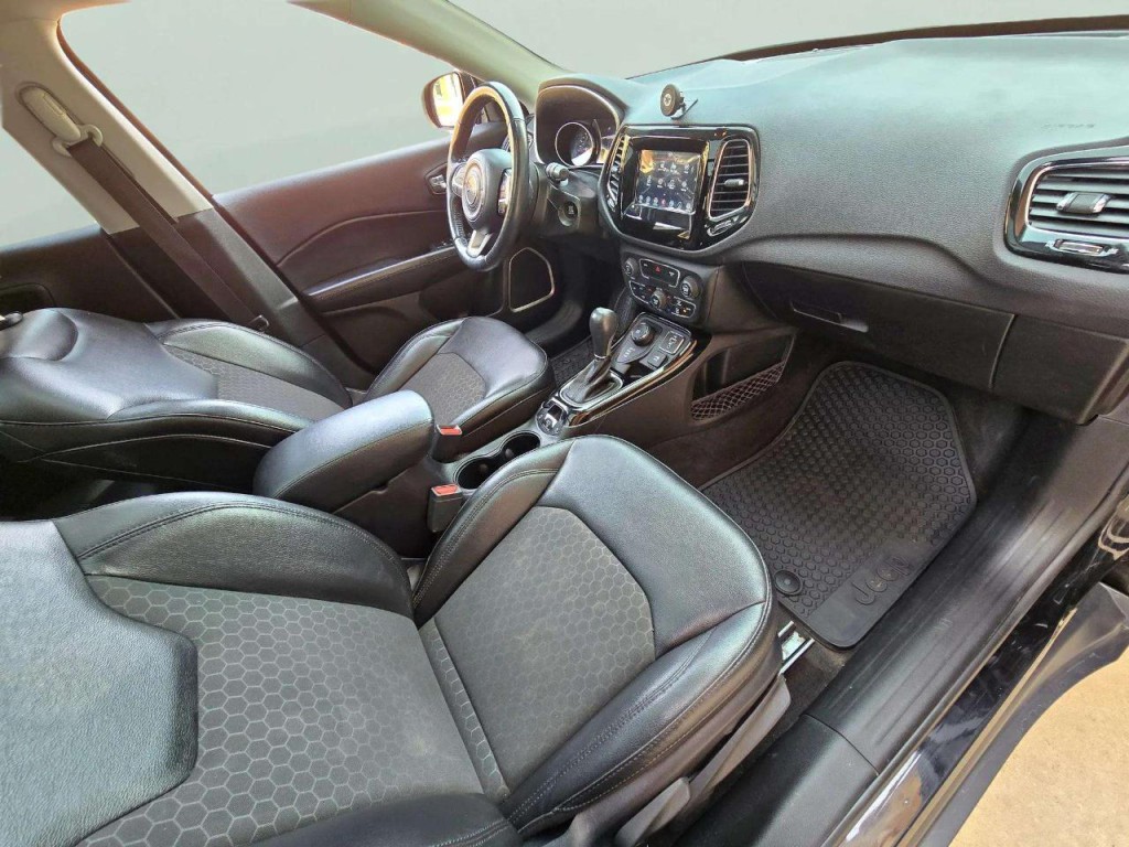 2019 Jeep Compass Image 23