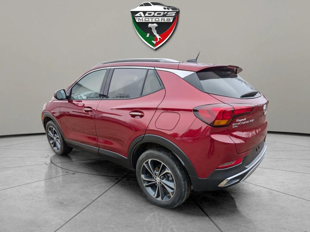 2023 Buick Enclave Image 3