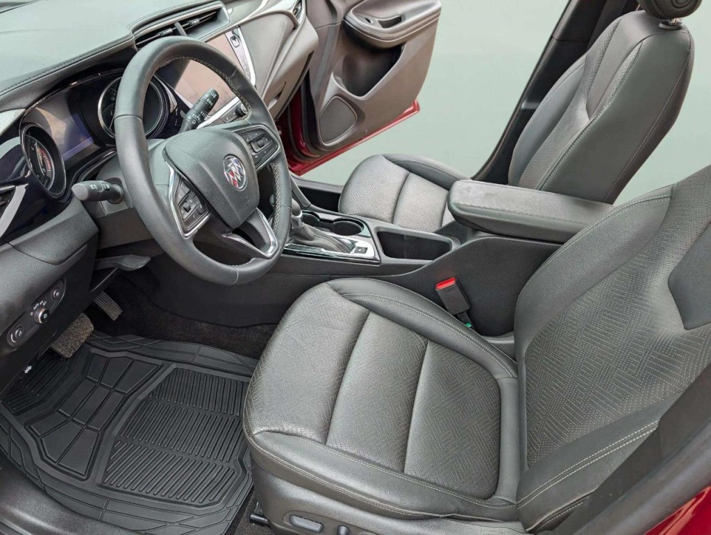 2023 Buick Enclave Image 10