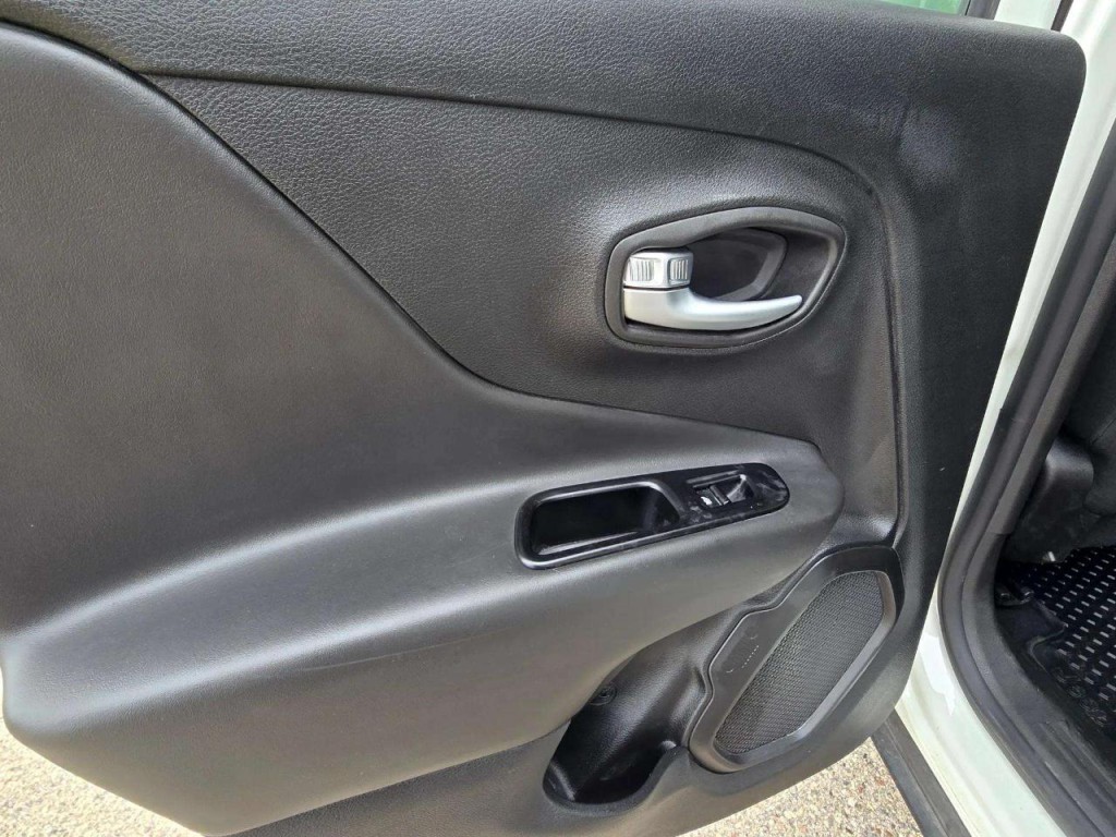 2020 Jeep Renegade Image 22