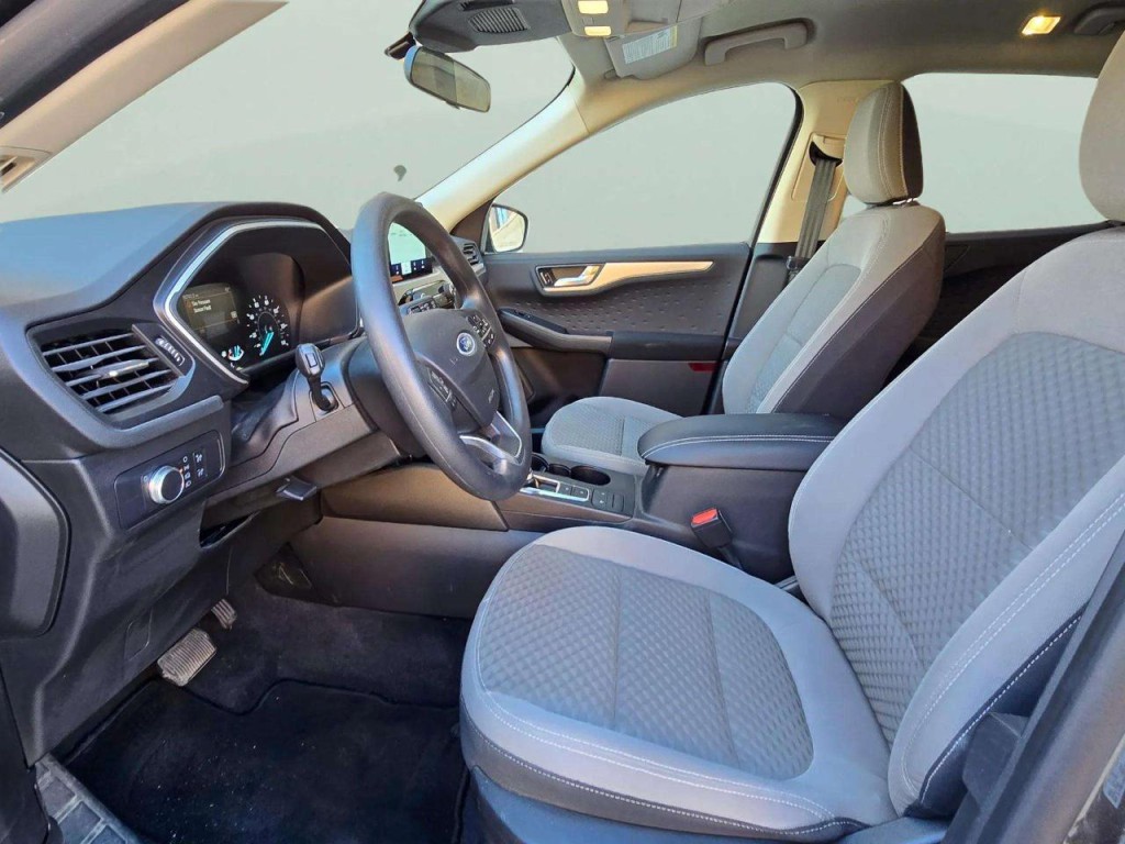 2020 Ford Escape Image 11