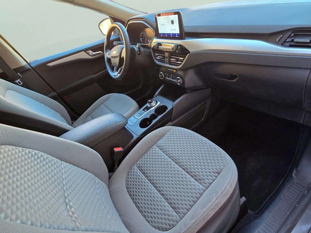 2020 Ford Escape Image 15