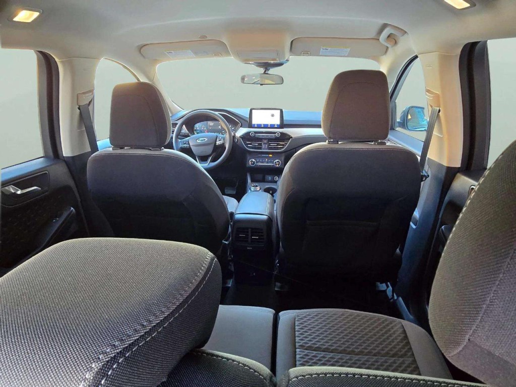 2020 Ford Escape Image 18