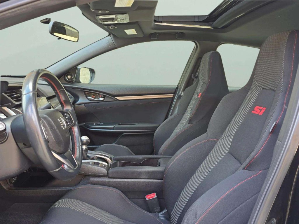 2017 Honda Civic Image 11