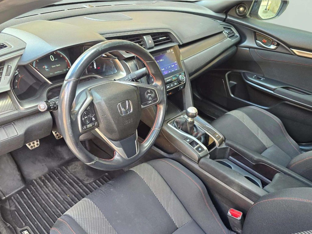 2017 Honda Civic Image 12