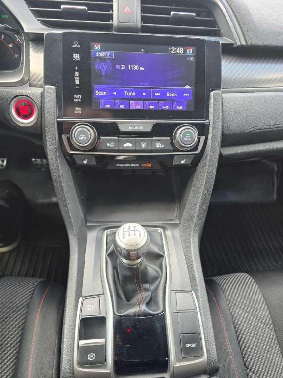2017 Honda Civic Image 17