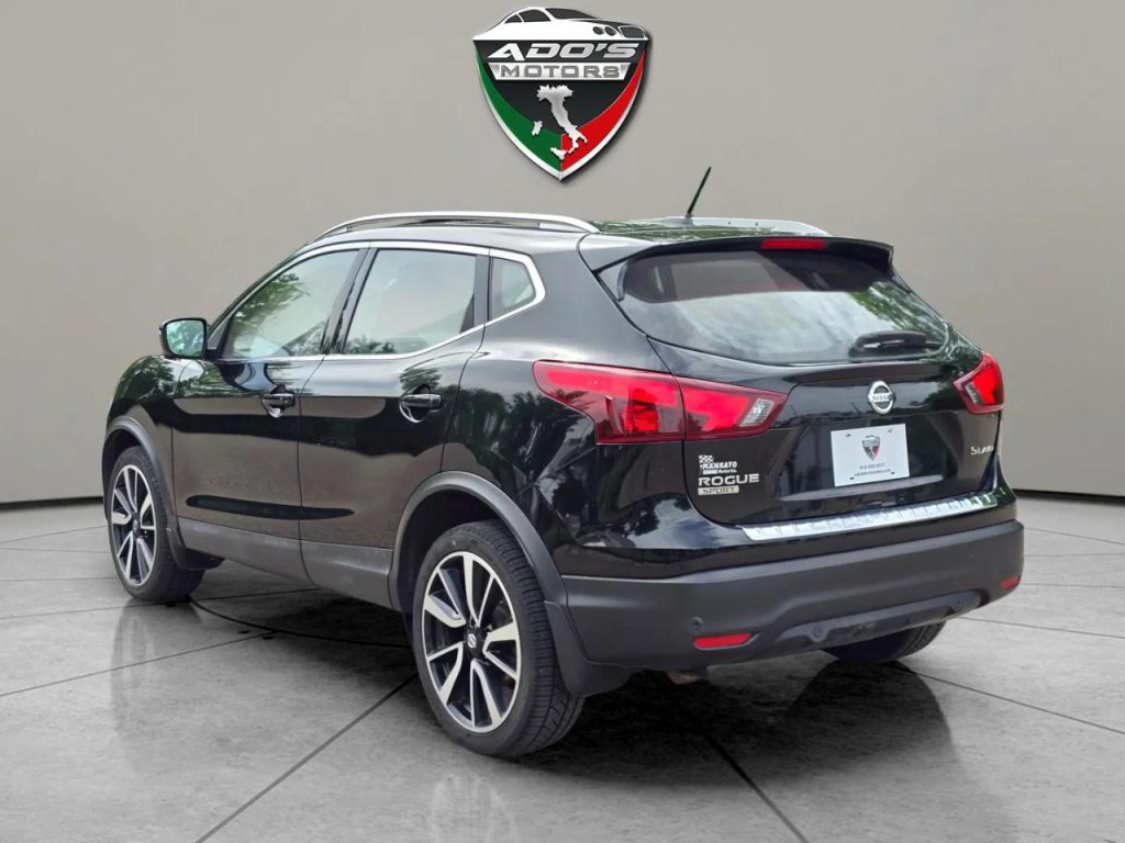 2019 Nissan Rogue Image 3