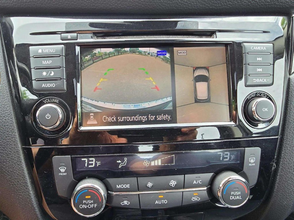 2019 Nissan Rogue Image 18