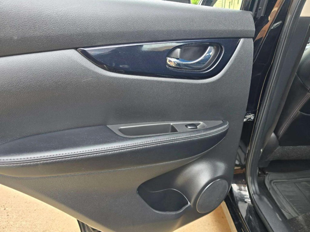 2019 Nissan Rogue Image 22