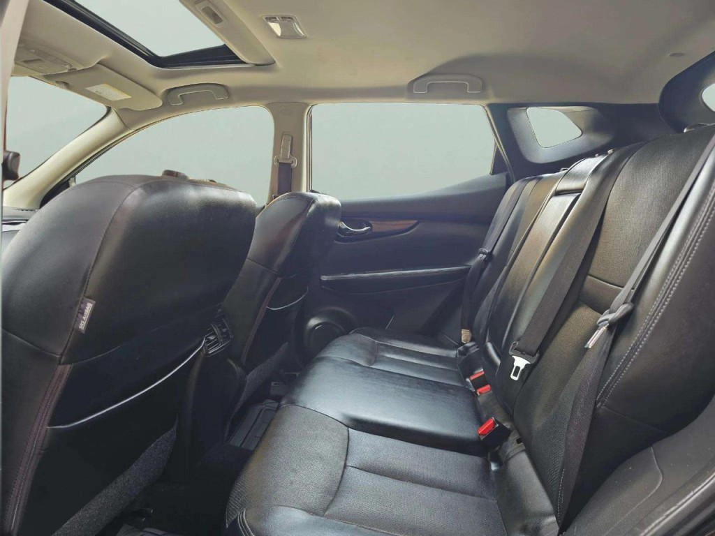 2019 Nissan Rogue Image 23