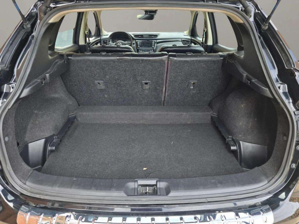 2019 Nissan Rogue Image 25