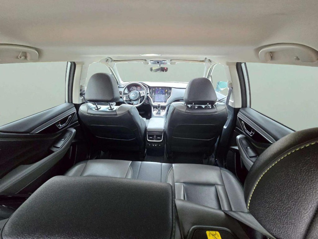 2021 Subaru Outback Image 21