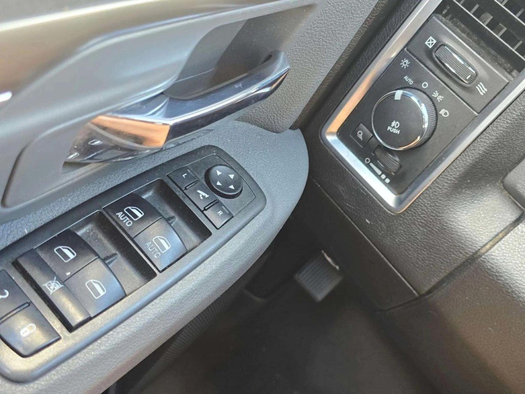 2013 RAM 1500 Image 13