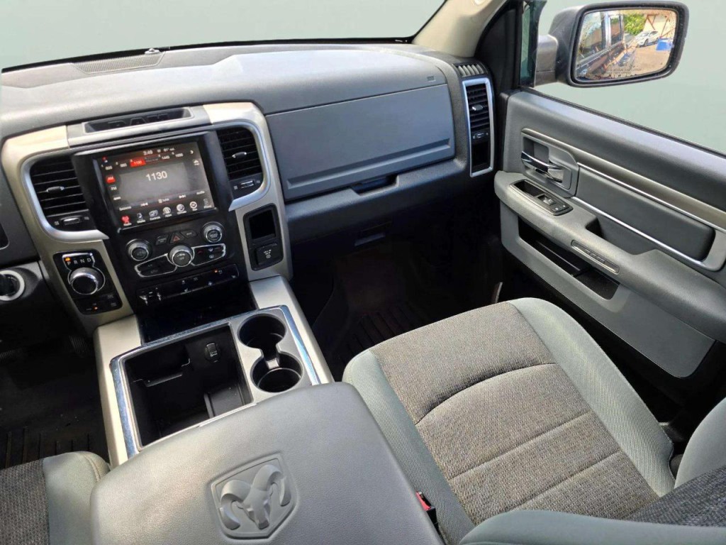 2013 RAM 1500 Image 17