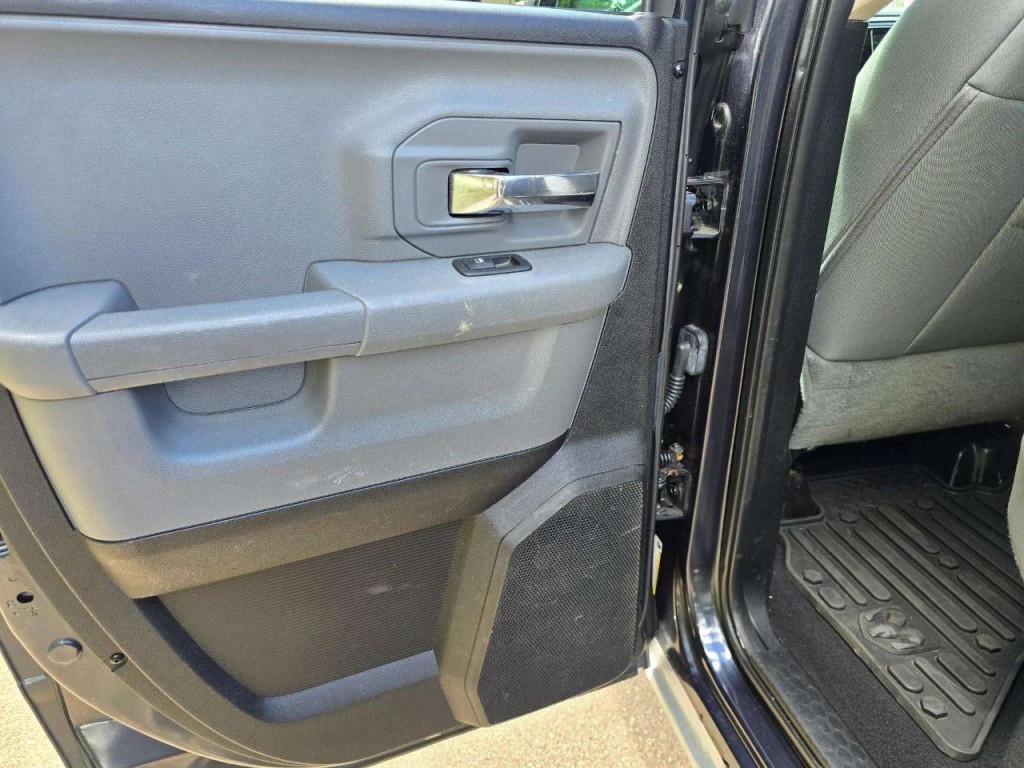 2013 RAM 1500 Image 19