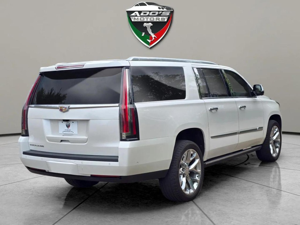 2019 Cadillac Escalade Image 5