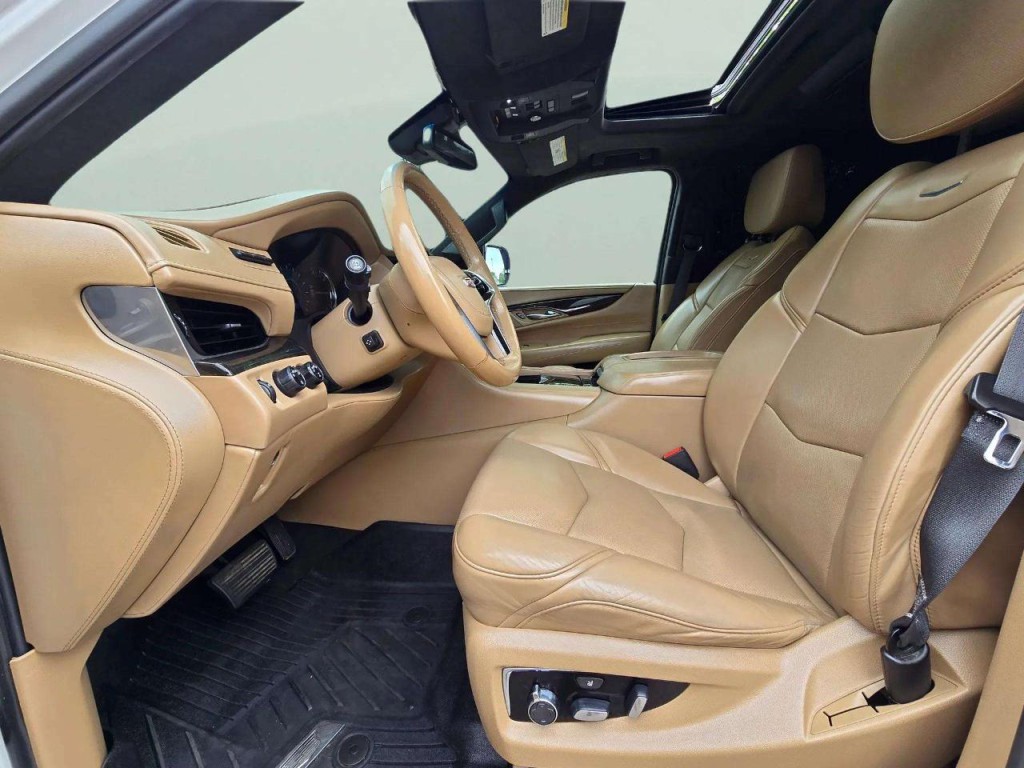 2019 Cadillac Escalade Image 11