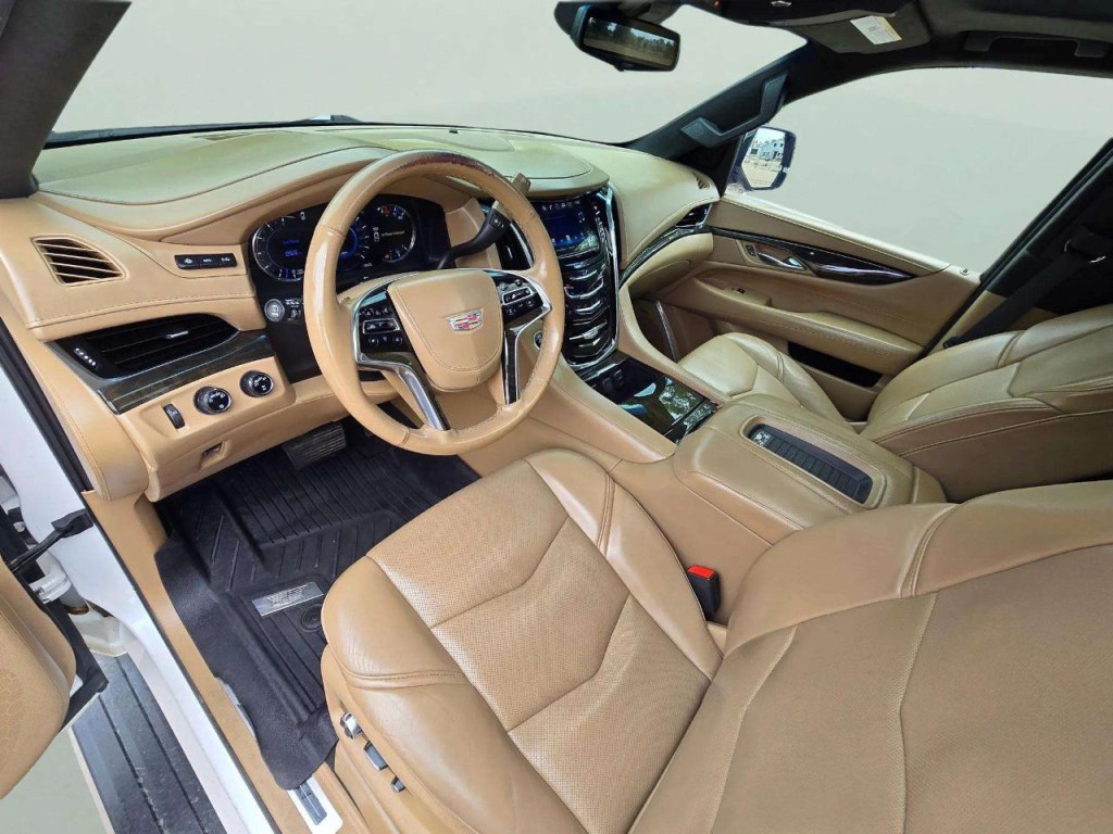 2019 Cadillac Escalade Image 12