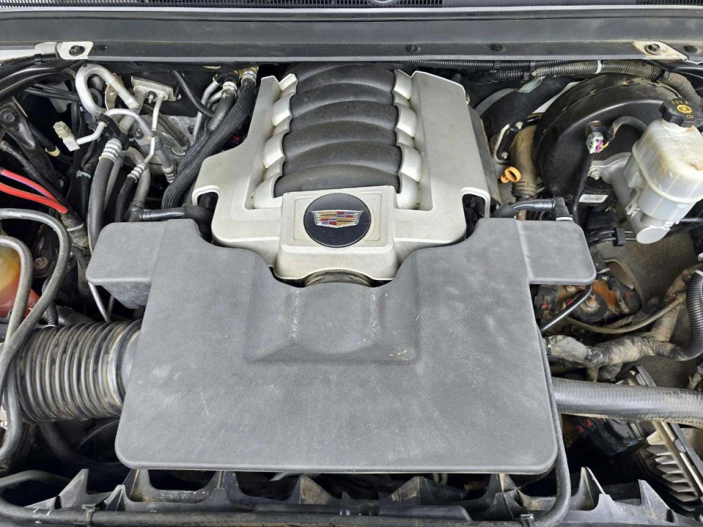 2019 Cadillac Escalade Image 32