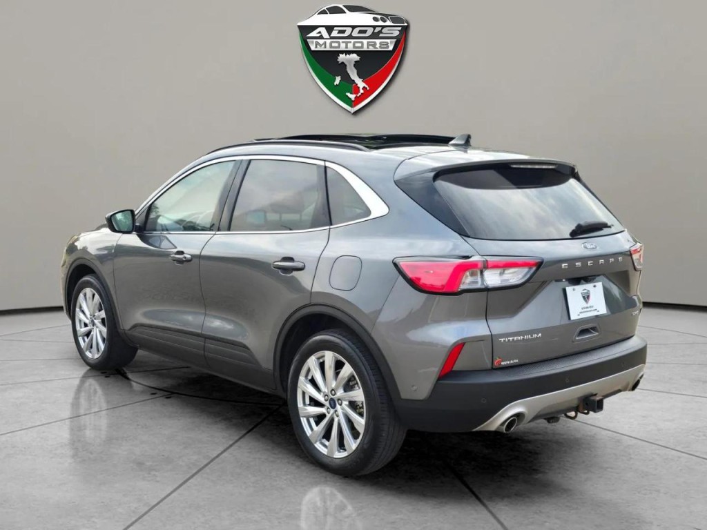 2022 Ford Escape Image 3