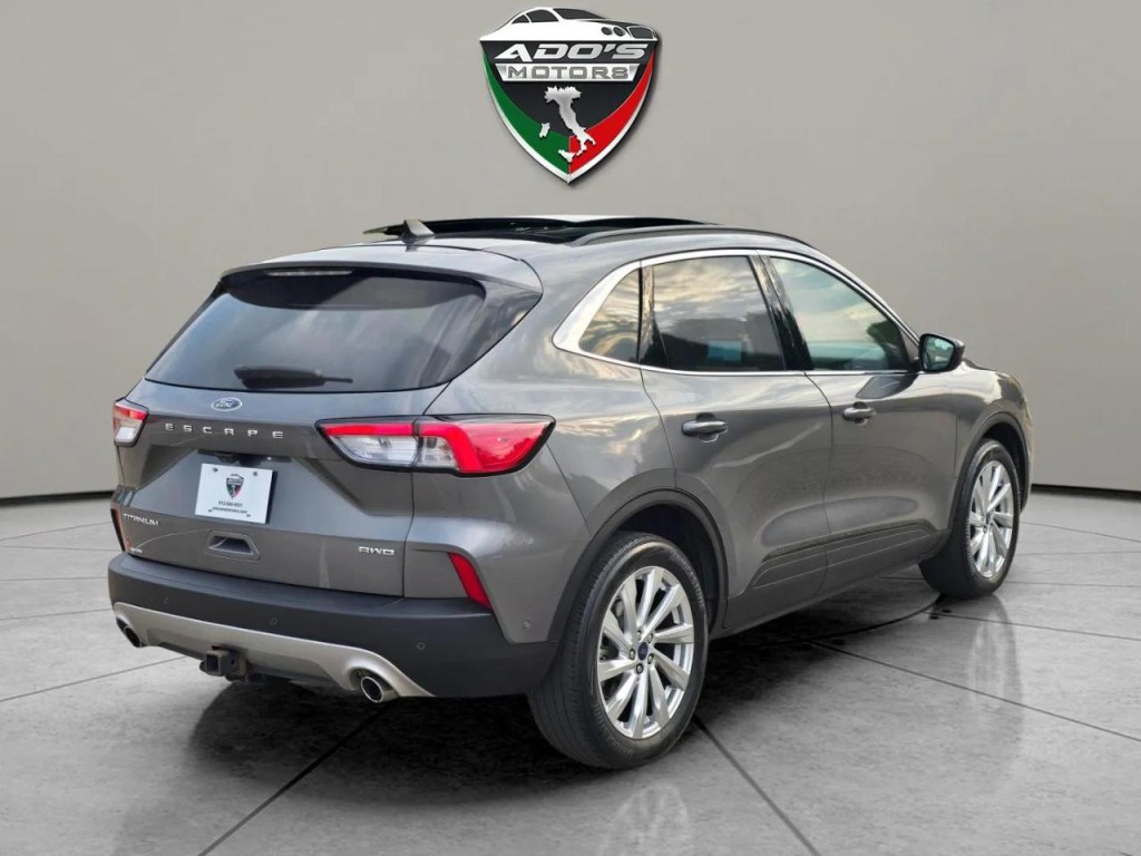 2022 Ford Escape Image 5