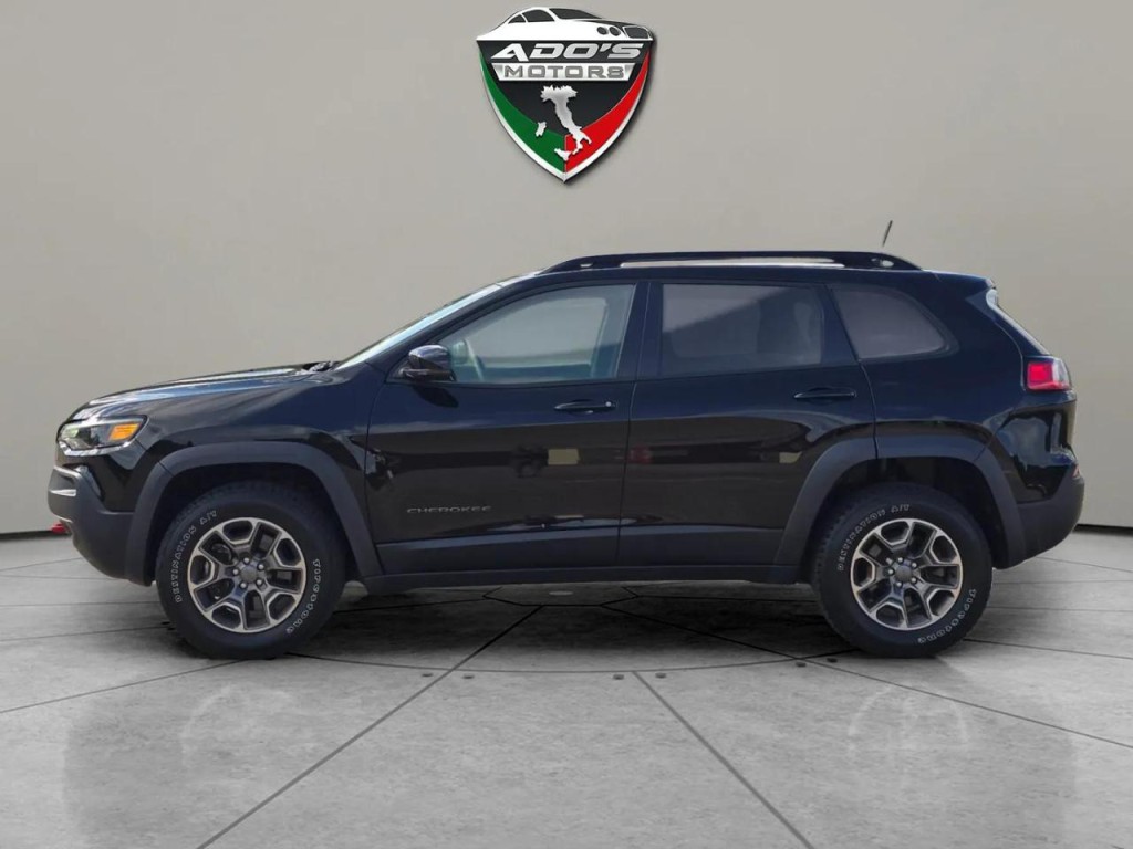 2022 Jeep Cherokee Image 2