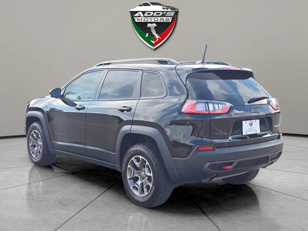 2022 Jeep Cherokee Image 3