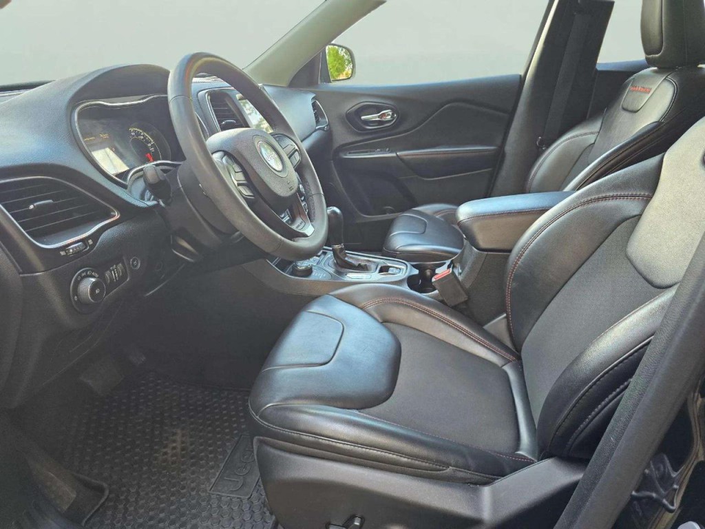 2022 Jeep Cherokee Image 11