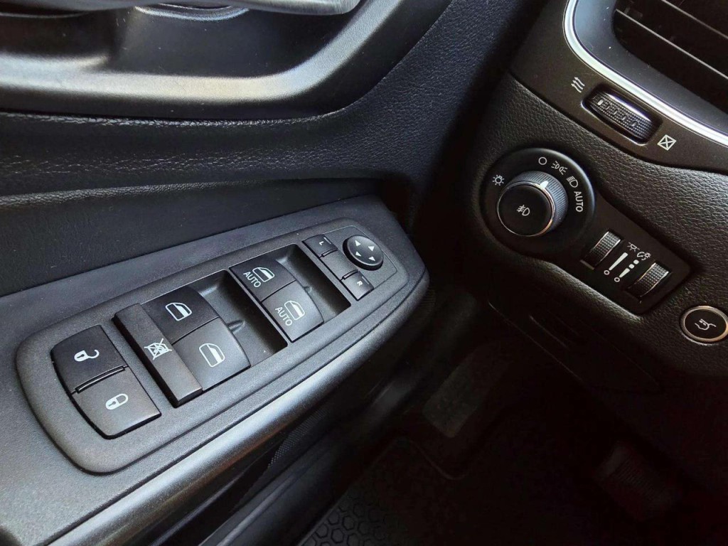 2022 Jeep Cherokee Image 14