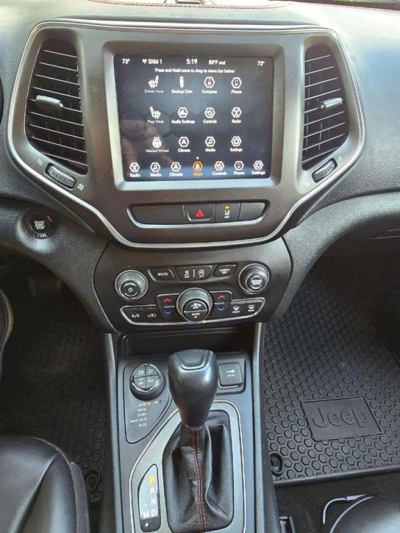 2022 Jeep Cherokee Image 18