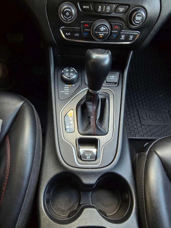 2022 Jeep Cherokee Image 19