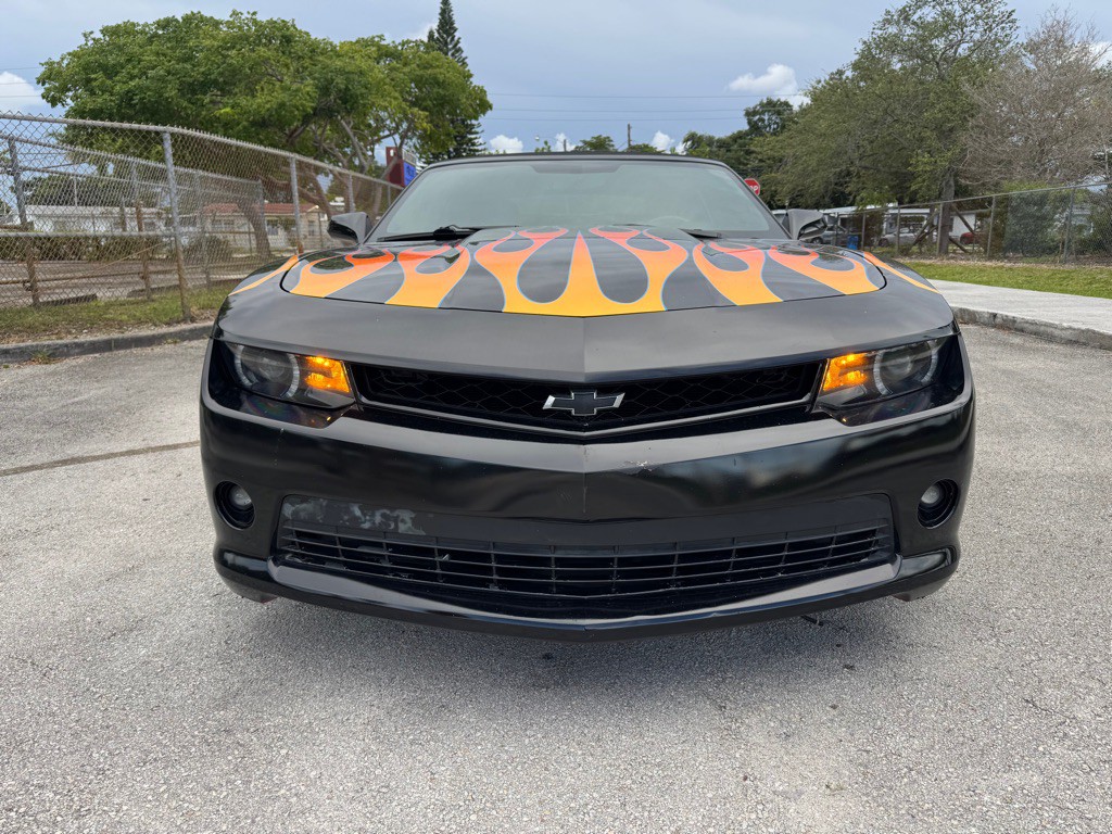 2015 Chevrolet Camaro Image 2