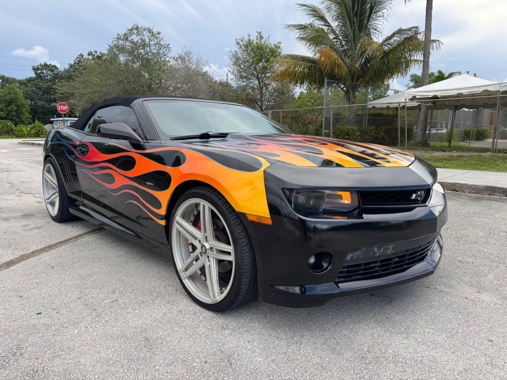 2015 Chevrolet Camaro Image 3
